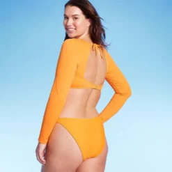 Women's Cropped Open Back Rashguard - Wild Fable™ -Wild Fable Elegant Shop GUEST fcd2c72e ff09 4c11 bfd7 d6e5ba93c64f